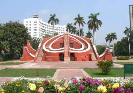 Taxi Hire from Delhi