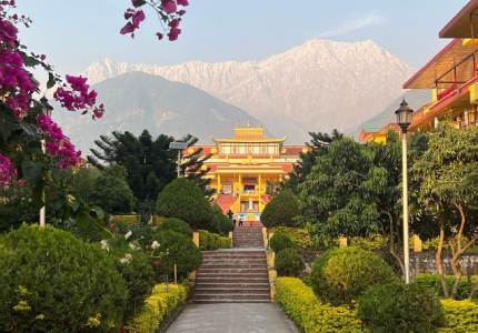 Taxi Hire from Dharamshala