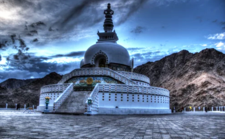 Himalayan Explorer: Chandigarh to Leh Ladakh