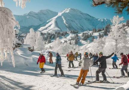 Taxi Hire from Manali